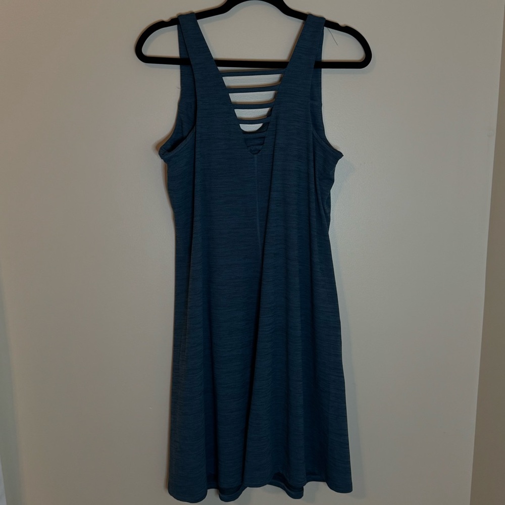 Toad&Co SMU Tech Tomboy Tank Dress Sleeveless Blue Athletic Granola Self Bra M - Picture 4 of 10